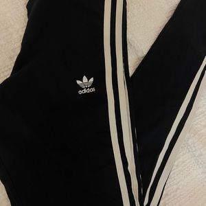 Adidas leggings